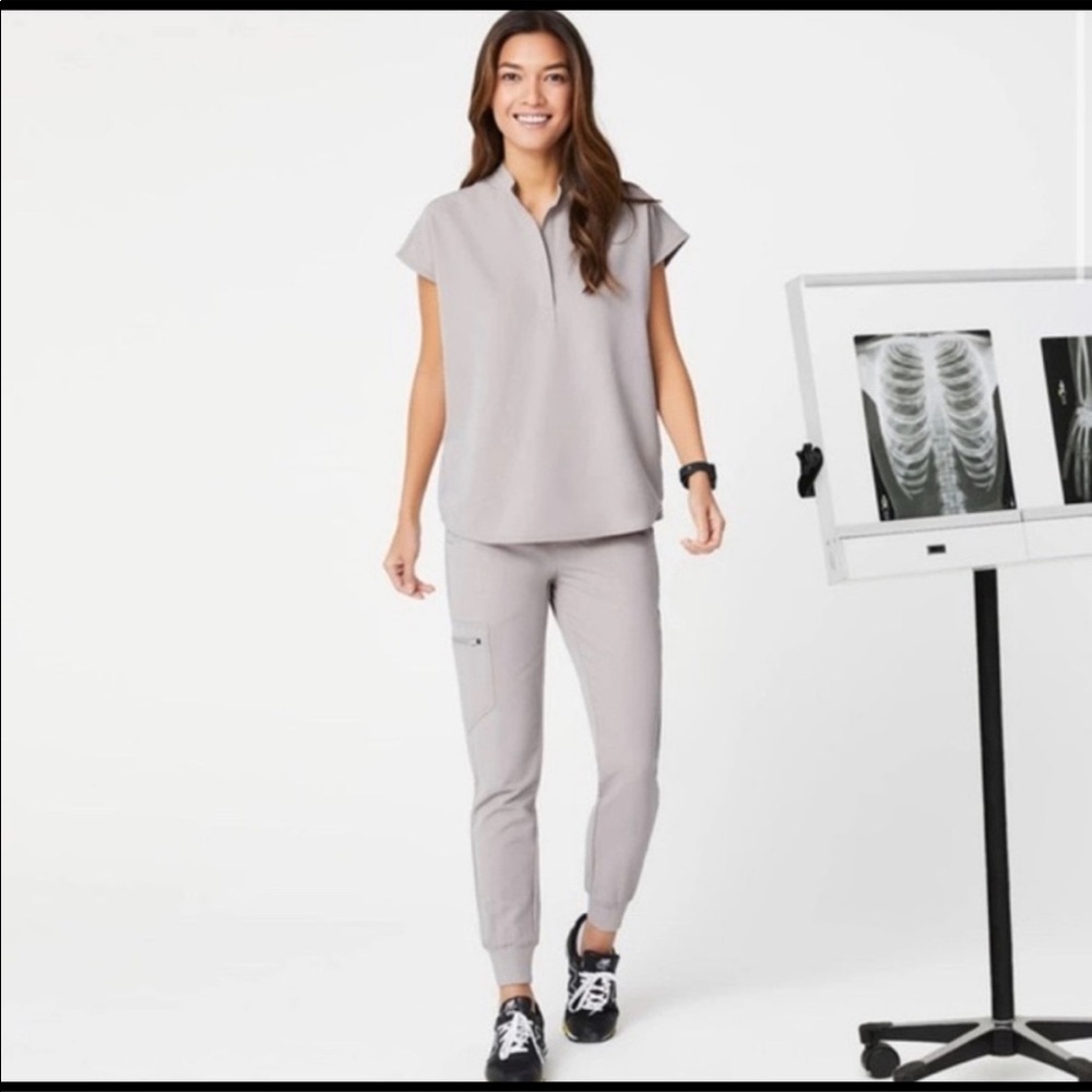 FIGS Slate Scrub Top and Pants